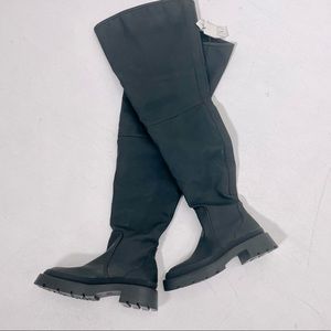 Zara Flat Rubberized Boots